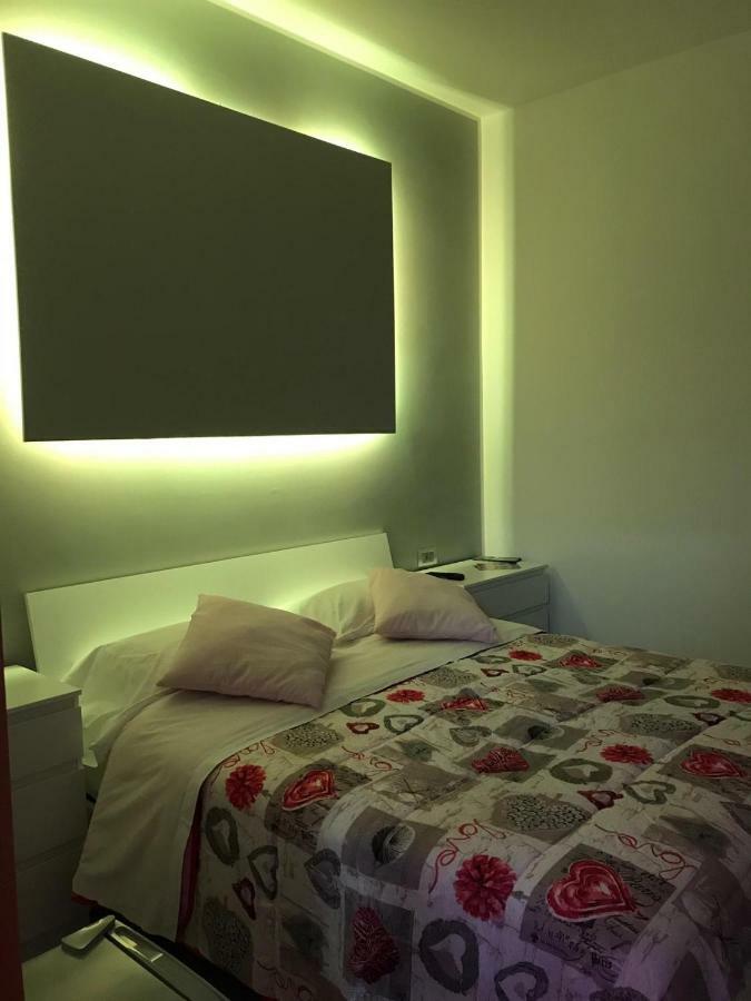 Bed and Breakfast Fc Relais Nápoles Exterior foto